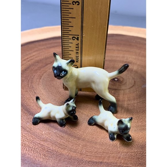 Vintage Japanese Porcelain Siamese Cat Figurines Set of 3 - Picture 7 of 11